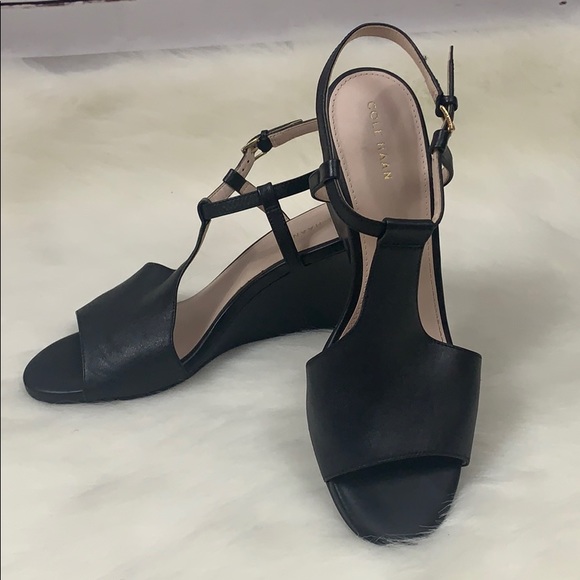 Stunning Cole Haan Black Maddie Wedges - Picture 1 of 8